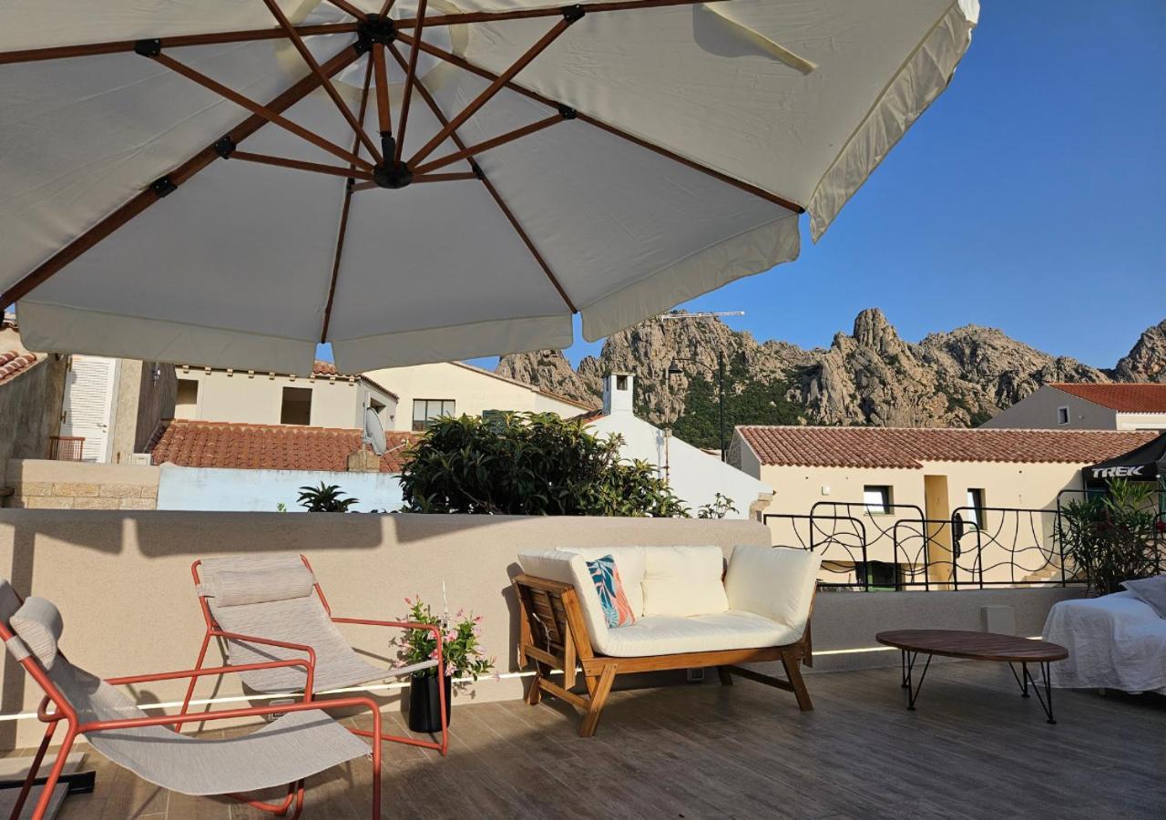 Rayuela Suites San Pantaleo Exterior foto